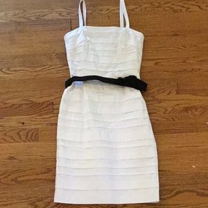 White House black market white/black dress